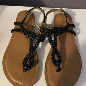 Black size 6 sandals